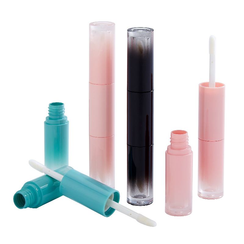  Dual-use Lip Gloss Stick